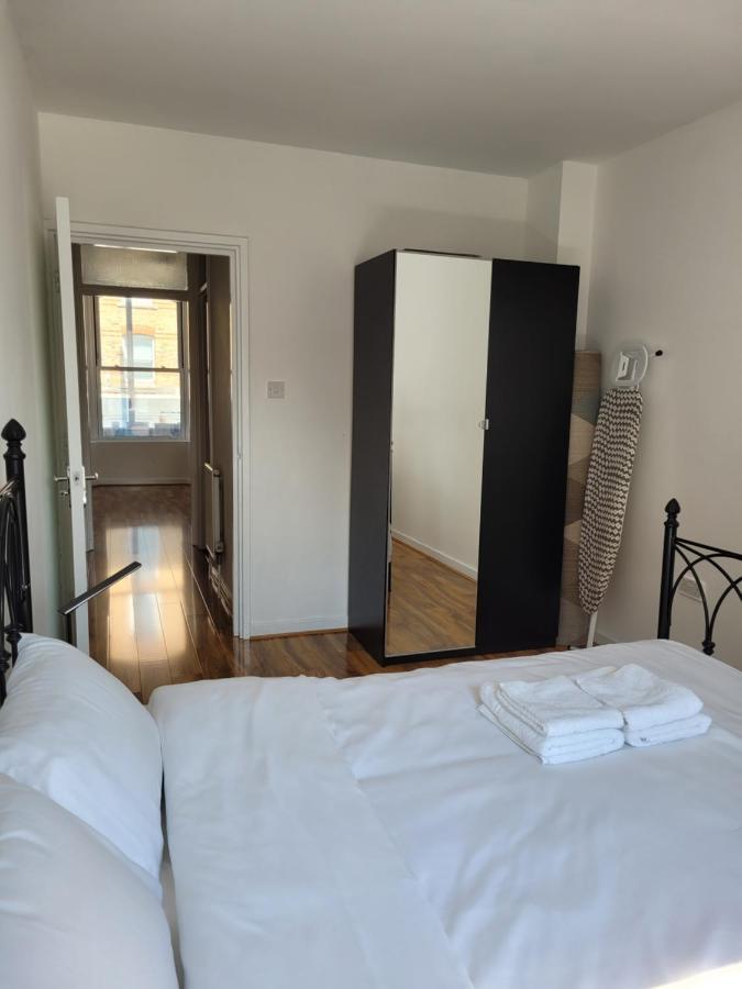 Stunning 1 Bedroom Apartment In Londra Exterior foto